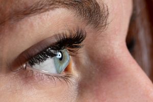 آیا قوز قرنیه باعث کوری میشود؟